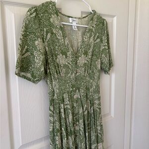 Japna Floral Midi Dress
